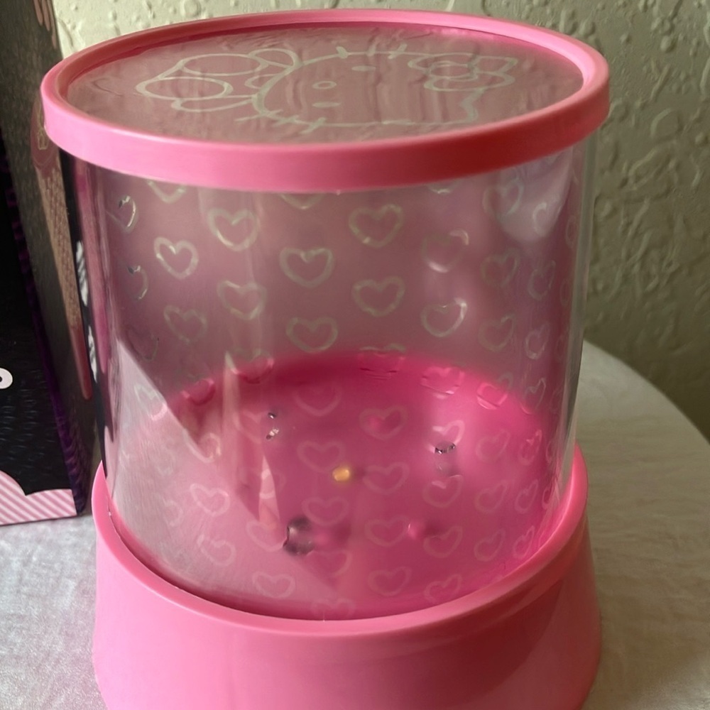Hello Kitty: Pink LED Light Projector - Picture 5 of 16